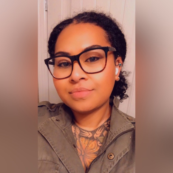 Meet your Posher, Sally - Picture 1 of 1